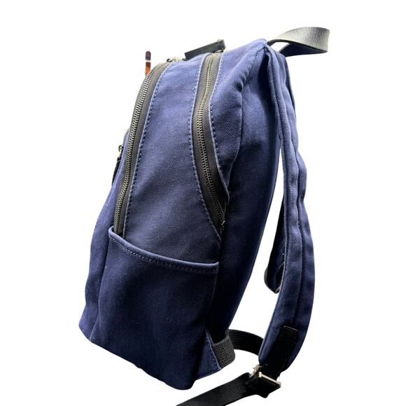 Everlane Modern Commuter Backpack Navy Canvas Minimalist Laptop Bag
Unisex main image 10